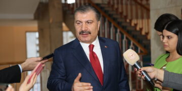 Bakan Koca son gelişmeleri verdi: Türk ekip Gazze’de!