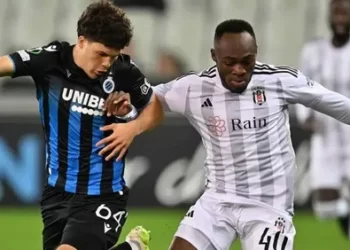 Beşiktaş evinde ağır yaralı!