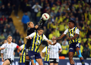 Fenerbahçe Petrol Ofisi, derbide Beşiktaş JK United Payment’i Yendi!