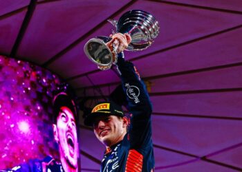 Formula 1’de sezonun son yarışını Max Verstappen kazandı!