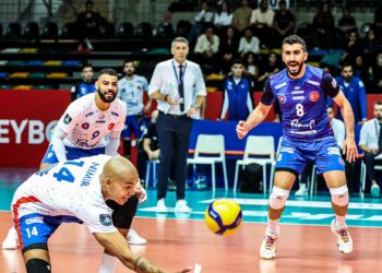 Halkbank, Arkas Spor’u devirdi!