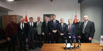Hasan Arat, yönetim kurulu listesini teslim etti!
