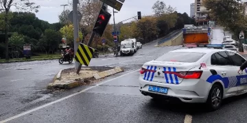 Valilik açıkladı: İstanbul’da fırtına can aldı!