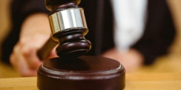 Ek ders ücretine haciz kararı!