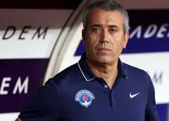 Kasımpaşa’da Kemal Özdeş istifa etti!