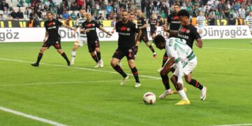 Konyaspor, son dakikada 1 puanı kurtardı!