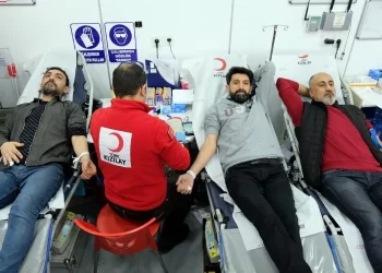 Muş Gazeteciler Cemiyeti’nden Kızılay’a kan bağışı!