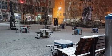 Muş Malazgirt’te kar yağışı etkili oluyor!