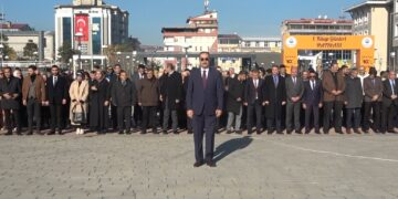 Muş’ta Öğretmenler Günü coşkuyla kutlandı