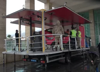 Muş’ta simülasyon aracıyla emniyet kemerinin önemi anlatıldı