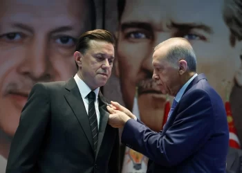 İYİ Parti’den istifa eden milletvekili Nebi Hatipoğlu, AK Parti’ye katıldı