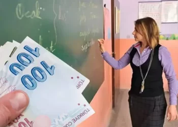 Bakan Tekin’den ‘öğretmenlere ikramiye’ konusunda açıklama