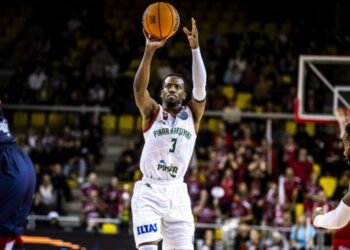 Pınar Karşıyaka, Fransa’da farklı kaybetti!