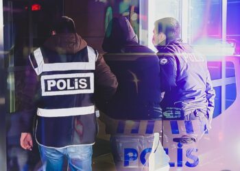 İstanbul’da 46 polis rüşvet operasyonunda gözaltına alındı