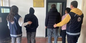 Sinop’ta 3 düzensiz kaçak göçmen yakalandı