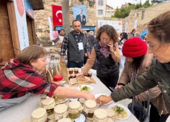 Sinop’ta Levrek balığından mantı yapıldı!