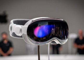 Apple Vision Pro çıkış tarihi ertelendi