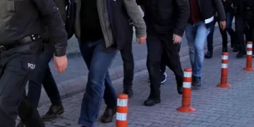 32 İlde DEAŞ Terör Örgütüne yönelik eş zamanlı operasyon: 304 şahıs yakalandı