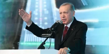 Erdoğan: “Bu zorlu yolculukta haktan ve halktan başka hiçbir güç tanımıyoruz”