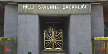 Hava Kuvvetleri’nden eğitim uçuşu