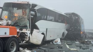 Kuzey Marmara Otoyolunda feci kaza3 habermeydan
