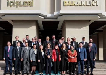 Bakan Yerlikaya, Türkiye Barolar Birliği heyetini kabul etti
