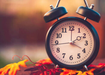 Bakan Bayraktar açıkladı! Yaz saati uygulaması yıl boyunca uygulanacak Bakan Bayraktar açıkladı! Yaz saati uygulaması yıl boyunca uygulanacak