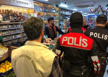 Şişli’de Yılbaşı Öncesi Kaçak Alkol Denetimi