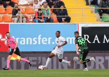 Alanyaspor ile Konyaspor punları paylaştı!