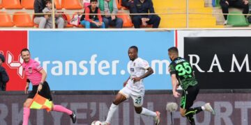 Alanyaspor ile Konyaspor punları paylaştı!