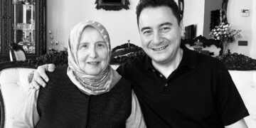 Ali Babacan’ın annesi Güner Babacan hayatını kaybetti