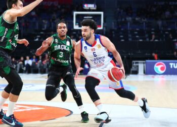 Anadolu Efes 2023 yılını lider bitirdi!