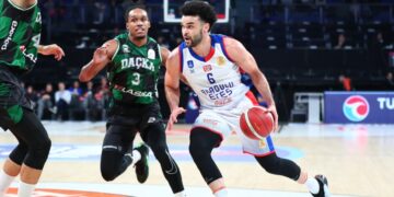 Anadolu Efes 2023 yılını lider bitirdi!