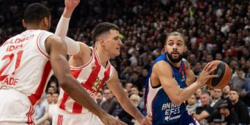 Anadolu Efes, deplasmanda Kızılyıldız’a farklı kaybetti!