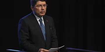 Bakan Tunç’tan yargı reformuna ilişkin açıklama: 1 ay ceza alan bile ceza evine girmeli