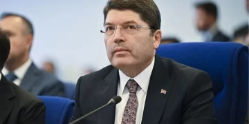 Adalet Bakanı Yılmaz Tunç: ‘Mavi Vatan’daki haklarımızı hiç kimseye yedirmeyeceğiz