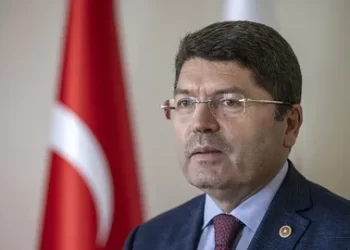 Bakan Tunç: Halil Umut Meler’e yapılan saldırıyla ilgili soruşturma başlatıldı!