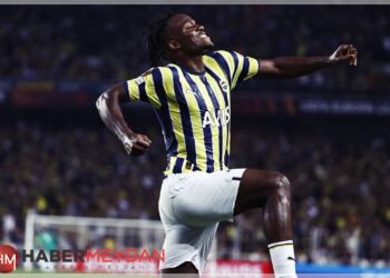Fenerbahçe'nin Yıldız İsmi Batshuayi'ye 3 Talip Çıktı! Fenerbahçe’nin Yıldız İsmi Batshuayi’ye 3 Talip Çıktı!
