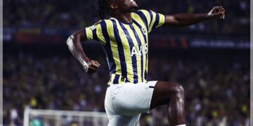 Fenerbahçe’nin Yıldız İsmi Batshuayi’ye 3 Talip Çıktı!