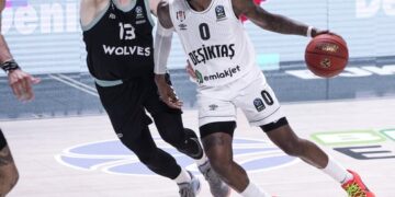 Beşiktaş Emlakjet, Wolves Vilnius’u rahat geçti!