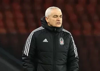 Beşiktaş'ta, Rıza Çalımbay'ın sözleşmesi 10 gün uzatıldı! Beşiktaş’ta, Rıza Çalımbay’ın sözleşmesi 10 gün uzatıldı!