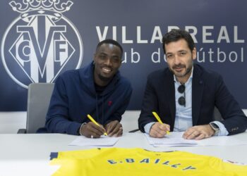 Beşiktaş’tan ayrılan Eric Bailly Villarreal’e imzayı attı!