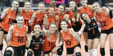 Eczacıbaşı Dynavit yarı finale yükseldi!