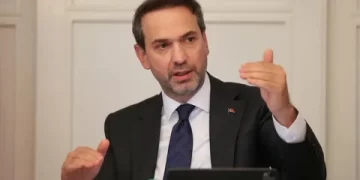 Bakan Bayraktar Türkiye’nin enerji dönüşüm politikalarını anlattı