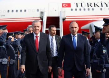 Cumhurbaşkanı Erdoğan Atina’da! Karşılıklı “yeni dönem” mesajları