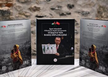 Erdoğan’dan Miçotakis’e özel ve anlamlı hediye
