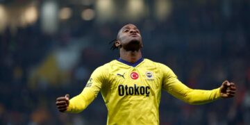 Fenerbahçe, Kayseri’den 3 puanla dönüyor!