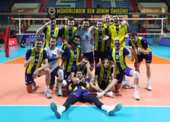 Fenerbahçe Parolapara, CEV Cup’ta play-off turuna yükseldi!