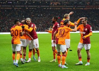 Galatasaray, Adana Demirspor’u rahat geçti!