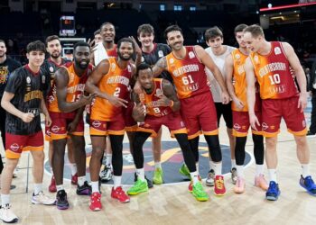 Galatasaray Ekmas, derbide Beşiktaş Emlakjet’i devirdi!